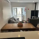 Cozy 아파트 *
